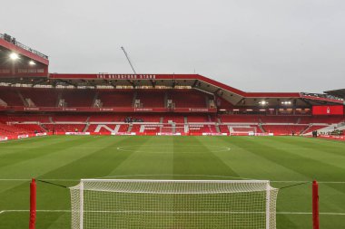 Premier Lig maçı sırasında Nottingham Forest 'ın Southampton' a karşı oynadığı City Ground, Nottingham, İngiltere maçının genel bir görüntüsü.