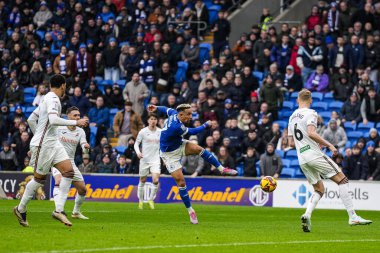 Cardiff City 'den Callum Robinson 18 Ocak 2025' te Cardiff City Stadyumu 'nda oynanan Sky Bet Şampiyonası maçında 1-0' lık açılış golünü attı.