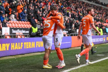 Blackpool 'dan Rob Apter, 18 Ocak 2025' te Bloomfield Road, Blackpool, İngiltere 'de oynanan Blackpool-Huddersfield Town maçında 1-0 kazanma hedefini kutluyor.