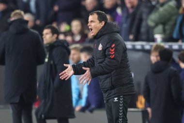 Sunderland teknik direktörü Rgis Le Bris 17 Ocak 2025 tarihinde Burnley ile Sunderland Turf Moor, Burnley 'de oynanan Sky Bet Şampiyonası maçında teknik alanda tepki gösterdi.