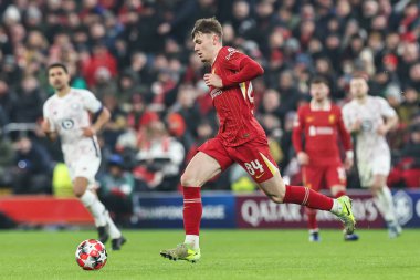 Liverpool 'dan Conor Bradley, 21 Ocak 2025' te Liverpool, Liverpool 'da Liverpool' a karşı Lig Şampiyonlar Ligi Ligi Stage Liverpool maçında topa vuruyor.