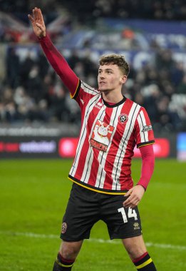 Sheffield United takımından Harrison Burrows, 21 Ocak 2025 'te Swansea.com Stadyumu' nda oynanan Swansea City-Sheffield United maçında takımının ikinci golünü kutluyor.