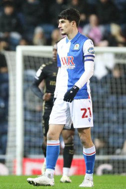 Blackburn Rovers takımından John Buckley 21 Ocak 2025 'te Blackburn, İngiltere' de Blackburn Park 'ta Blackburn Rovers' a karşı Coventry City maçında