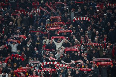 Liverpool taraftarları eşarpları UEFA Şampiyonlar Ligi - Lig Sahnesi Liverpool - Liverpool - Anfield, Liverpool, İngiltere, 21 Ocak 2025