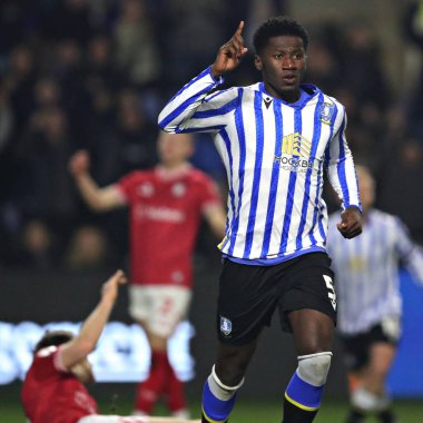 Sheffield 'li Di' Shon Bernard, 22 Ocak 2025 'te Sheffield, İngiltere' de Çarşamba günü oynanan ve Bristol City 'ye karşı oynanan Gökyüzü İddia Şampiyonası maçında golünü kutluyor.