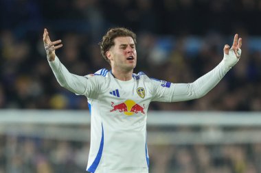 Leeds United takımından Joe Rodon, 22 Ocak 2025 'te Leeds Road, Leeds, İngiltere' de oynanan Leeds United - Norwich City maçında tepki gösterdi.