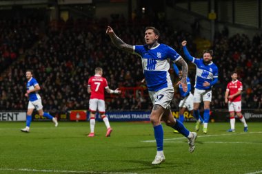 Birmingham City 'den Lyndon Dykes, Wrexham' a karşı Birmingham City 'nin 23 Ocak 2025' te oynanan SToK Cae Ras, Wrexham maçında 1-1 kazanma hedefini kutluyor.
