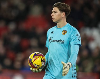 Hull City 'den Ivor Pandur, 24 Ocak 2025' te Sheffield United ile Hull City 'nin Bramall Lane, Sheffield, İngiltere' de oynanan maçında topu aldı.