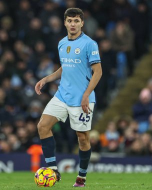Manchester City 'nin Chelsea' ye karşı oynadığı Premier League maçında Manchester City 'den Abdukodir Khusanov, Etihad Stadyumu, Manchester, İngiltere, 25 Ocak 2025