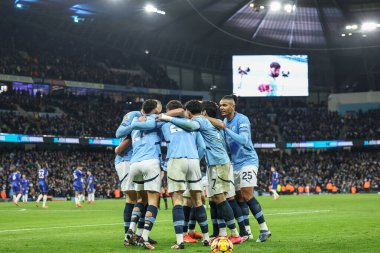 Manchester City 'den Joko Gvardiol, 25 Ocak 2025' te Etihad Stadyumu 'nda oynanan Premier League maçında 1-1' lik galibiyetini kutluyor.