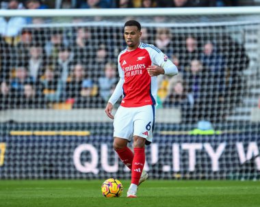 Gabriel of Arsenal Premier Lig maçında Wolverhampton Wanderers 'a karşı Molineux, Wolverhampton, Birleşik Krallık' ta 25 Ocak 2025 'te oynanan maçta topu kullanıyordu.