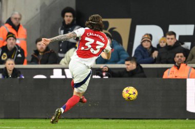 Arsenal 'den Riccardo Calafiori Premier League maçında Wolverhampton Wanderers, Molineux, Wolverhampton, Birleşik Krallık' ta 25 Ocak 2025 'te Arsenal' e karşı 0-1 berabere kaldı.