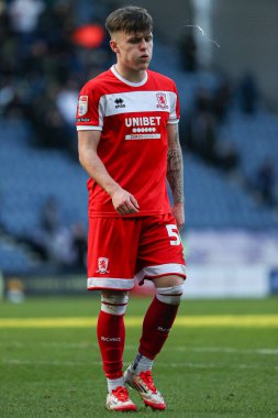 Middlesbrough 'dan Ben Doak 25 Ocak 2025' te İngiltere 'nin Deepdale kentinde oynanan Sky Bet Şampiyonası maçının devre arasında içeri giriyor.
