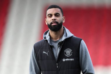 Blackpool 'dan CJ Hamilton, 25 Ocak 2025' te St James 'Park, Exeter, İngiltere' de oynanan Sky Bet 1 maçı öncesinde geldi.