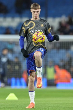 Chelsea 'den Cole Palmer Premier League maçında Manchester City Chelsea' ye karşı Etihad Stadyumu 'nda 25 Ocak 2025' te oynanan ısınma maçında