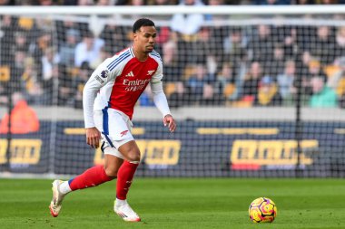 Gabriel, Premier Lig maçında Wolverhampton Wanderers ile Molineux, Wolverhampton, Birleşik Krallık 'ta 25 Ocak 2025' te Arsenal maçında topa vuruyor.