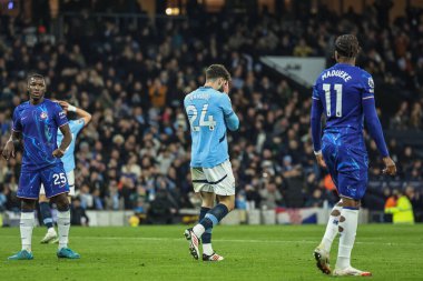 Manchester City 'den Joko Gvardiol, 25 Ocak 2025 tarihinde Etihad Stadyumu' nda Manchester City ile Chelsea arasındaki Premier Lig maçında kaçırılan bir atışa tepki verdi.