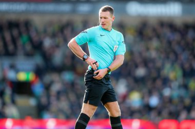 Referee Thomas Bramall in action during the Sky Bet Championship match Norwich City vs Swansea City at Carrow Road, Norwich, United Kingdom, 25th January 2025 clipart