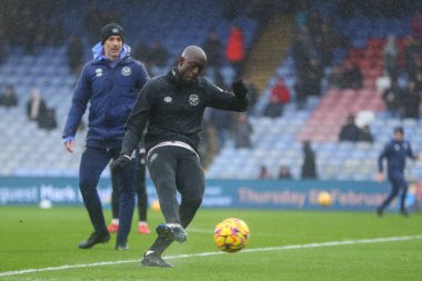 Brentford 'dan Yoane Wissa Premier League maçında ısınma turunda Crystal Palace Brentford' a karşı Selhurst Park, Londra, Birleşik Krallık, 26 Ocak 2025