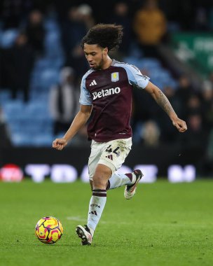 Boubacar Kamara of Aston Villa makes a break with the ball during the Premier League match Aston Villa vs West Ham United at Villa Park, Birmingham, United Kingdom, 26th January 2025 clipart