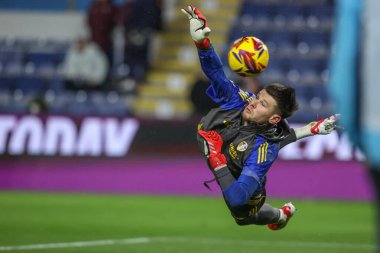 Leeds United takımından Illan Meslier 27 Ocak 2025 'te Burnley - Leeds United maçında maç öncesi ısınma maçında Turf Moor, Burnley, İngiltere