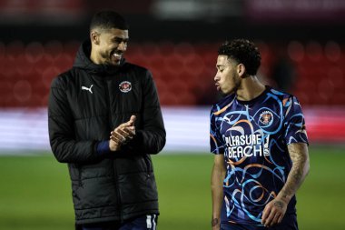 Blackpool 'dan Ashley Fletcher ve Blackpool' dan Jordan Lawrence-Gabriel, 28 Ocak 2025 'te Gelder Group Sincil Bank Stadyumu' nda oynanan 1.