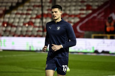 Blackpool 'dan Elkan Baggott, 28 Ocak 2025' te İngiltere 'deki Gelder Group Sincil Bank Stadyumu' nda oynanan 1.