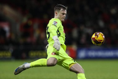 Stevenage takımından Murphy Cooper, 28 Ocak 2025 'te Wrexham-Stevenage maçında SToK Cae Ras, Wrexham, İngiltere