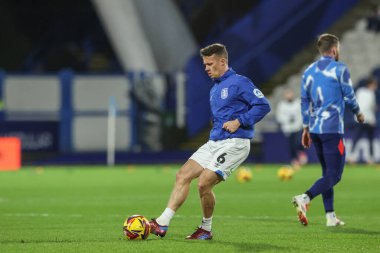 Jonathan Hogg Huddersfield Town maç öncesi ısınma maçında Huddersfield Town - Birmingham City maçı sırasında John Smith Stadyumu, Huddersfield, Birleşik Krallık, 28 Ocak 2025