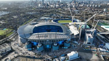 Etihad Stadyumu 'nun ve Manchester şehrinin havadan görüntüsü UEFA Şampiyonlar Ligi Maç Maçı' nda 8 Manchester City ile Brugge maçı, Etihad Stadyumu, Manchester, Birleşik Krallık, 29 Ocak 2025