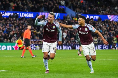 Aston Villa 'dan Morgan Rogers, UEFA Şampiyonlar Ligi Maçı 8' de 4-2 'lik skorunu Villa Park, Birmingham, Birleşik Krallık' ta, 29 Ocak 2025 'te oynanan 8 Aston Villa-Celtic maçında yaptığı hat-trick' i kutluyor.