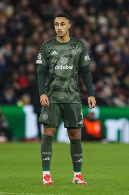 Kelt Adam Idah UEFA Şampiyonlar Ligi Maçı sırasında Villa Park, Birmingham, Birleşik Krallık 'ta 8 Aston Villa Celtic' e karşı 8.