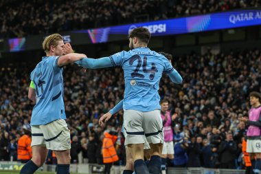 Manchester City 'den Joko Gvardiol, Manchester Stadyumu' nda 28 Ocak 2025 tarihinde oynanan 8 Manchester City vs Club Brugge karşılaşmasında Club Brugge 'den Joel Ordez' in attığı golü kutluyor.
