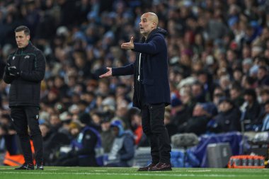 Manchester City 'nin Pep Guardiola teknik direktörü UEFA Şampiyonlar Ligi Maçı 8 Manchester City vs Club Brugge maçında 29 Ocak 2025' te Etihad Stadyumu 'nda tepki gösterdi.