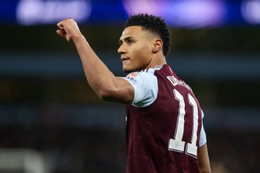 Aston Villa 'dan Ollie Watkins, UEFA Şampiyonlar Ligi Maçı' nda 9 Ocak 2025 'te Villa Park, Birmingham' da 8 Aston Villa Celtic 'e karşı 3-2' lik galibiyetini kutluyor.