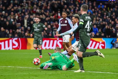 Aston Villa 'dan Morgan Rogers, UEFA Şampiyonlar Ligi Maçı' nda skor 4-2 'yi tamamlamak için Villa Park, Birmingham, Birleşik Krallık, 29 Ocak 2025' te Celtic 'e karşı 8 Aston Villa maçında sayı kaydetti.