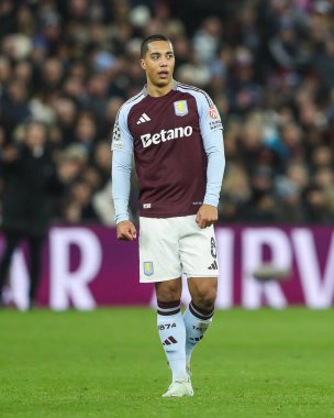 Aston Villa takımından Youri TiEleans UEFA Şampiyonlar Ligi Maçı sırasında 8 Aston Villa Celtic 'e karşı 29 Ocak 2025, Birmingham, İngiltere
