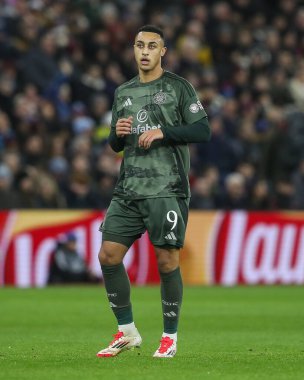 Kelt Adam Idah UEFA Şampiyonlar Ligi Maçı sırasında Villa Park, Birmingham, Birleşik Krallık 'ta 8 Aston Villa Celtic' e karşı 8.