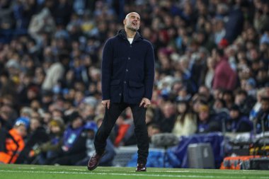 Manchester City 'nin Pep Guardiola teknik direktörü, Club Brugge' den Raphael Onyedika 'nın UEFA Şampiyonlar Ligi Maçı 8-8 Manchester City' nin 28 Ocak 2025 tarihlerinde Etihad Stadyumu, Manchester, İngiltere 'de oynanan karşılaşmada 0-1 kazanması sonrasında tepki gösterdi.
