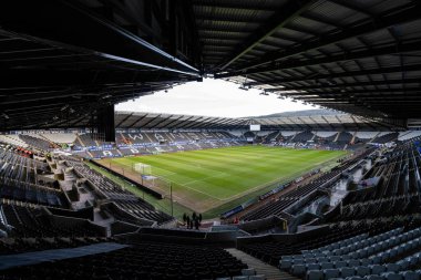 Swansea.com Stadyumu 'nun genel görüntüsü, Sky Bet Şampiyonası öncesinde Swansea City, Swansea.com Stadyumu' nda Coventry City 'ye karşı 1 Şubat 2025