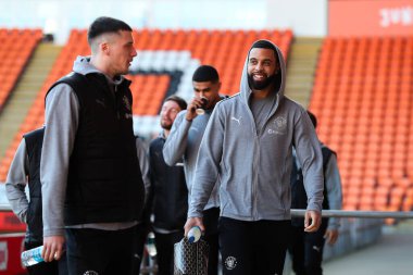 Blackpool 'dan CJ Hamilton, 1 Şubat 2025' te Bloomfield Road, Blackpool 'da Blackpool - Charlton Athletic maçında Sky Bet 1' in önüne geçti.