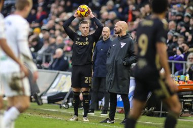 Coventry City 'den Jake Bidwell Sky Bet Şampiyonası maçında Swansea City ile Coventry City, Swansea.com Stadyumu, Swansea, Birleşik Krallık, 1 Şubat 2025