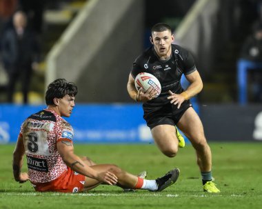 Warrington Wolves 'tan Danny Walker 1 Şubat 2025' te Halliwell Jones Stadyumu, Warrington 'da oynanan Warrington Wolves - Leigh Leopards maçında ilk hamlesini yaptı.