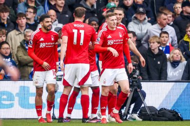 Nottingham Ormanı 'ndan Morgan Gibbs-White, 1 Şubat 2025' te Nottingham City Ground, Nottingham, İngiltere 'de oynanan Premier League maçı Nottingham Forest ve Hove Albion maçında takım arkadaşlarıyla yaptığı maçı 2-0 kazanarak kutluyor.