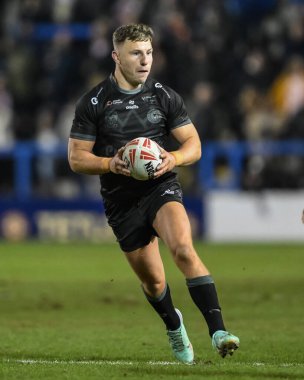 Warrington Wolves 'tan George Williams, 1 Şubat 2025' te İngiltere 'nin Warrington şehrinde oynanan Toby King' in Warrington Wolves - Leigh Stadyumu karşılaşmasında ilk hamlesini yaptı.