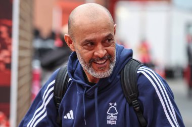 Nottingham Ormanı teknik direktörü Nuno Esprito Santo Premier Lig maçı sırasında Nottingham Forest, Brighton ve Hove Albion 'a karşı 1 Şubat 2025' te City Ground, Nottingham, İngiltere 'de geldi.