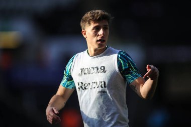Swansea City 'den Gonalo Franco, 1 Şubat 2025' te Swansea.com Stadyumu 'nda Swansea City ile Coventry City arasındaki Sky Bet Şampiyonası öncesinde ısınıyor.