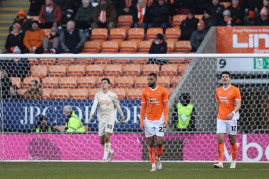 Blackpool takımından CJ Hamilton 1 Şubat 2025 'te Bloomfield Road, Blackpool' da oynanan Blackpool-Charlton maçında 1-0 berabere kalma golünü attı.