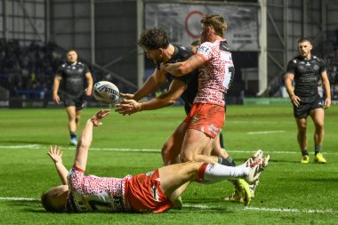 Toby King, 1 Şubat 2025 'te Halliwell Jones Stadyumu, Warrington, Birleşik Krallık' ta oynanan Toby King 'in Leopar' a karşı oynadığı maçta Jack Hughes ve Lachlan Lam 'i yere serdi.