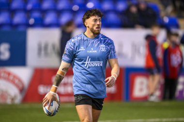 Warrington Wolves 'tan Matty Ashton Toby King' in 1 Şubat 2025 'te Halliwell Jones Stadyumu' nda oynadığı Warrington Wolves - Leigh Leopards maçı öncesinde ısınma turunda.